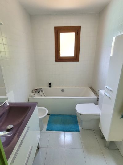 Image No.13-3 Bed House for sale