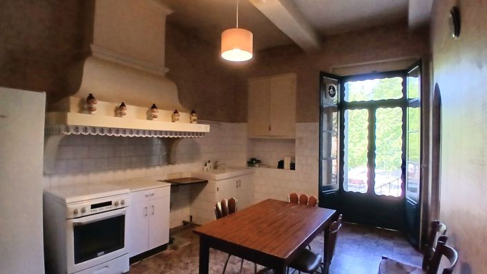 Image No.13-5 Bed House for sale