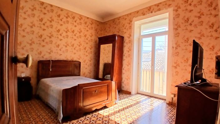 Image No.14-5 Bed House for sale