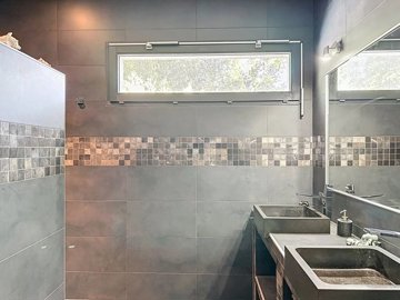 1c3c436e46e38b72faeb2b954ac0369d9b5d84f92b192