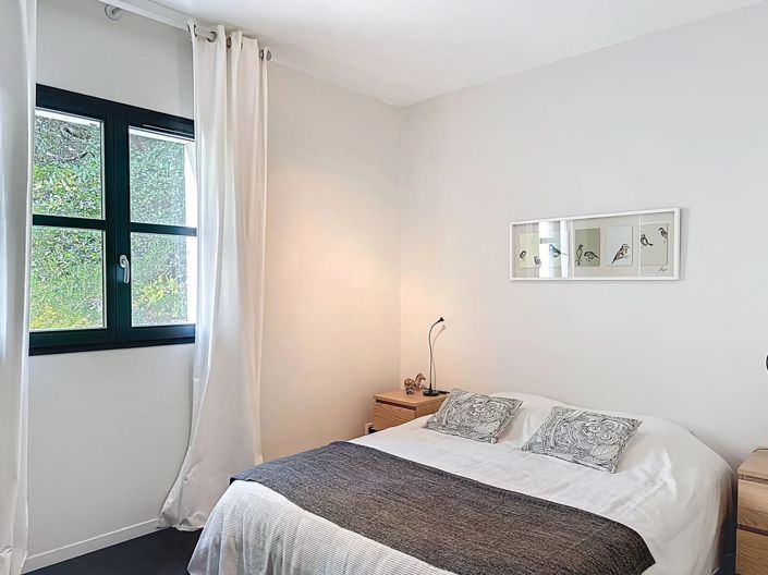 Image No.15-3 Bed House for sale