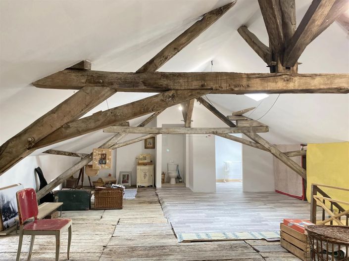 Image No.10-4 Bed House for sale