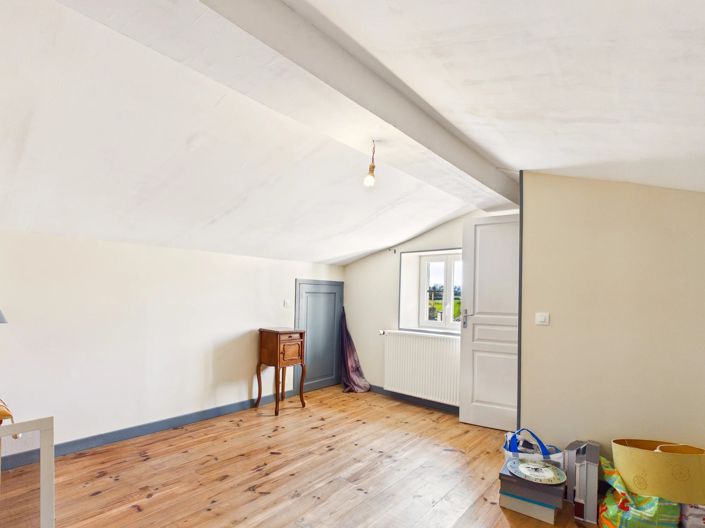 Image No.13-7 Bed House for sale