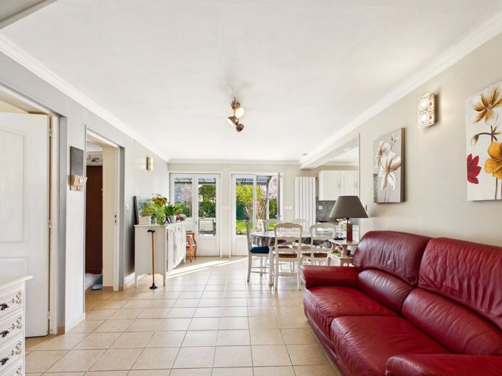 Image No.15-7 Bed House for sale