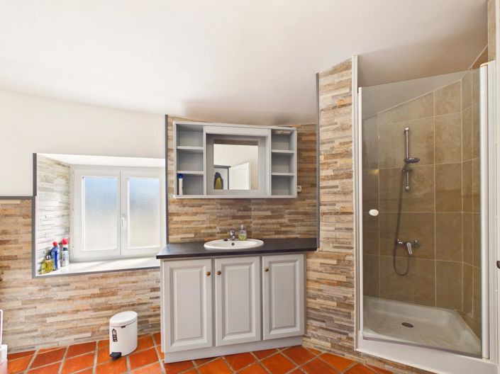 Image No.5-7 Bed House for sale