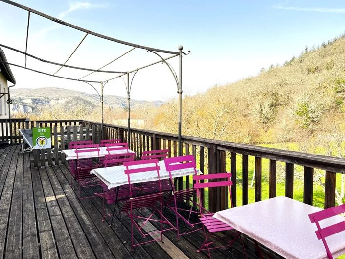 Image No.11-13 Bed House for sale