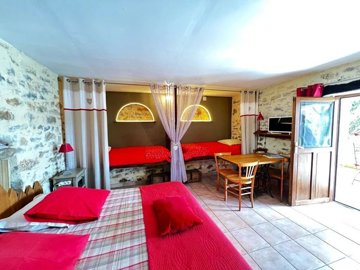 192e527989cdcd8d78d47453628a10d1f6f370347e102