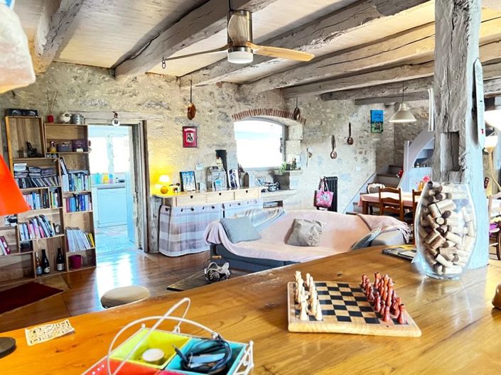 Image No.8-13 Bed House for sale