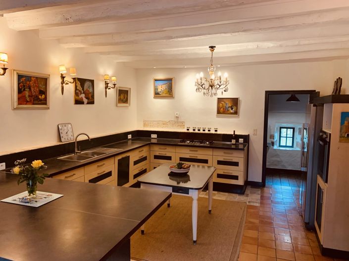 Image No.6-7 Bed House for sale