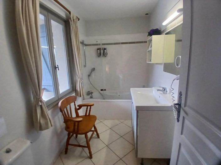 Image No.12-3 Bed House for sale