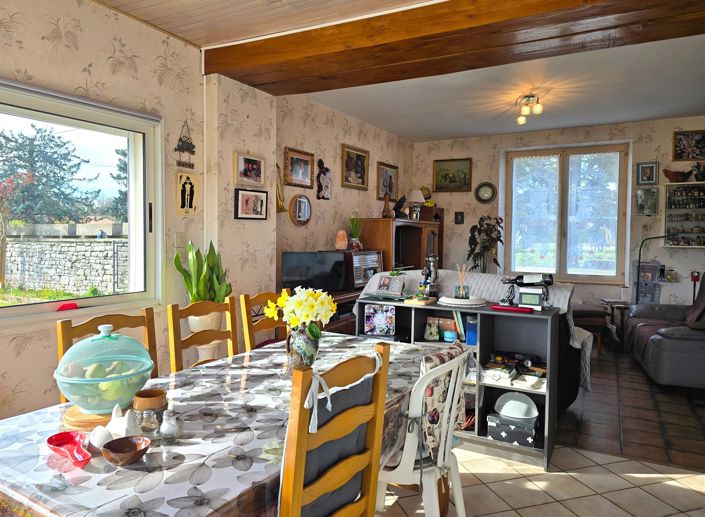 Image No.7-3 Bed House for sale