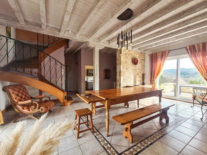 Image No.8-3 Bed House for sale