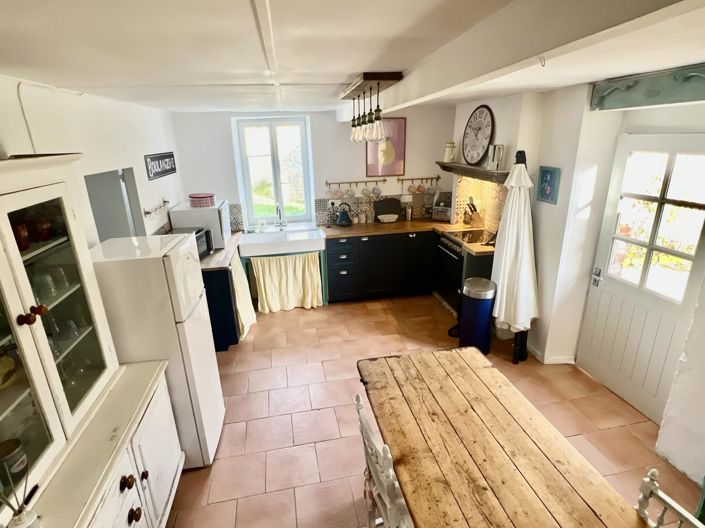 Image No.4-2 Bed House for sale