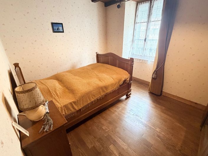 Image No.11-4 Bed Village House for sale