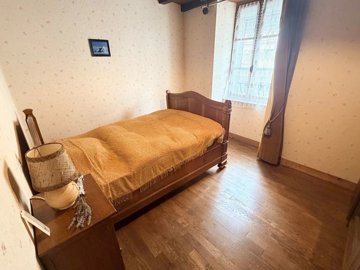 ed6e801afca72894d79a6637a92821b4ffcb1ed258409