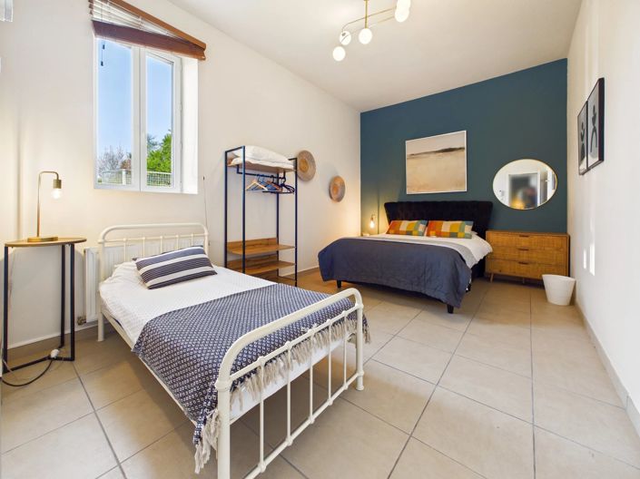 Image No.10-7 Bed House for sale