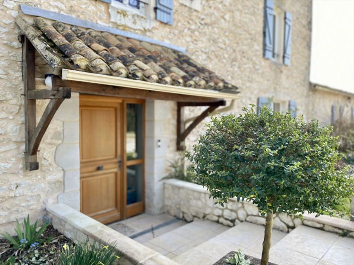 Image No.6-7 Bed House for sale