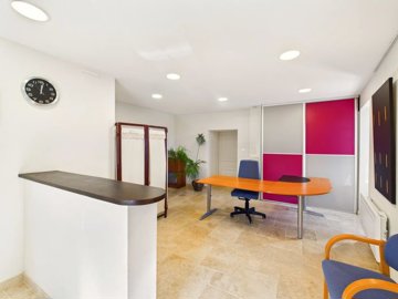 f9f0c27cd41c3de5dec2e90a392c3270e8944ef953200