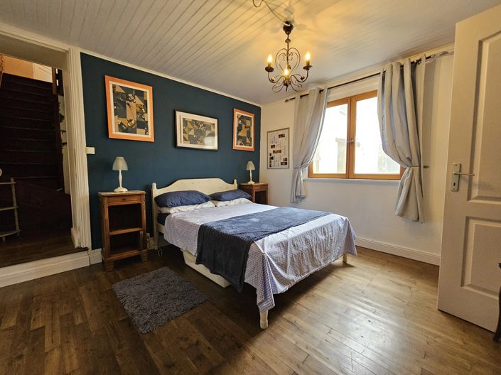 Image No.12-4 Bed Village House for sale