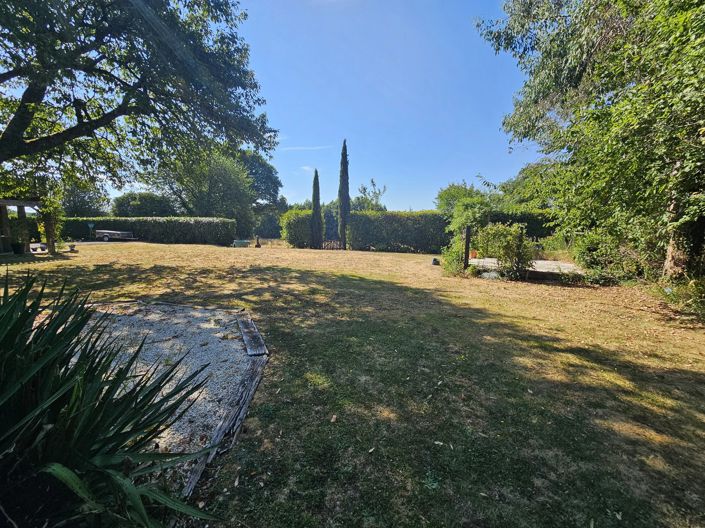 Image No.2-4 Bed Village House for sale