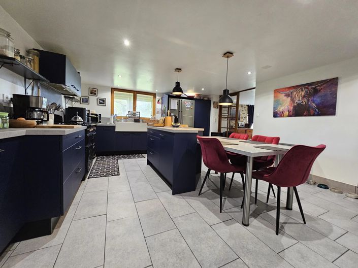 Image No.3-4 Bed Village House for sale