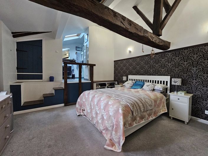 Image No.6-4 Bed Village House for sale