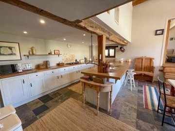 d0f298f2a9e2e58e4f1d3ba9ccc85f6bbbbf0b0fe9180