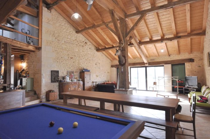 Image No.3-Maison de 6 chambres à vendre à Aubeterre-sur-Dronne