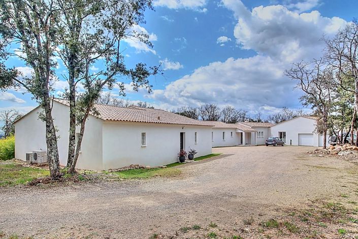 Image No.2-3 Bed House for sale