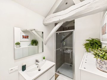 d20913eaaf9f9c88f1d9833fb5ead3c4e448559f8d200