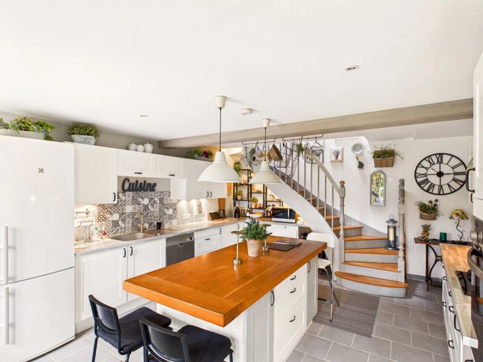 Image No.3-3 Bed House for sale