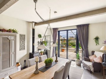 8f8942714342aaa50e97e89b3a5c4237252e3f08df200