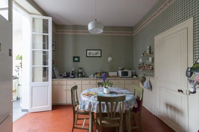 3811a92a43f7f1e9f3b818971577eb2ce6e150b58c409