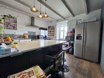 093924148dd6de5455d495b0c1a499e4e81c063209400