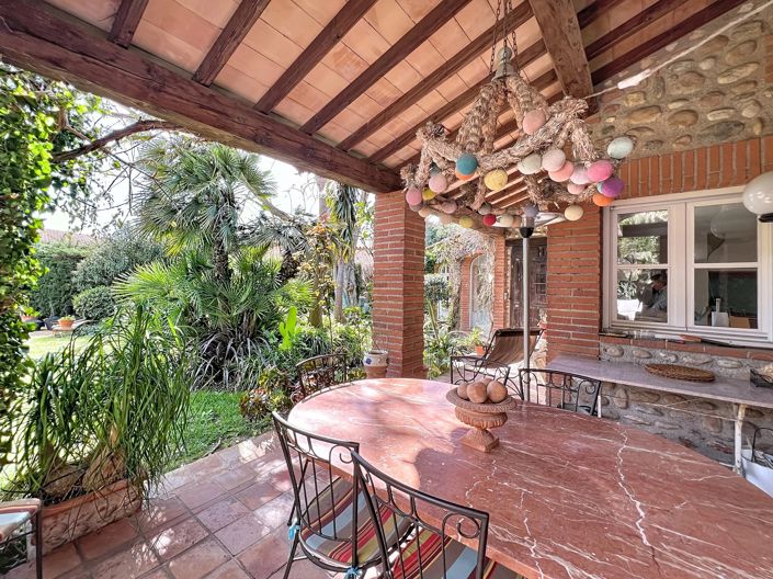 Image No.8-4 Bed House for sale