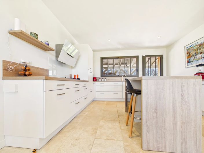 Image No.6-4 Bed Village House for sale