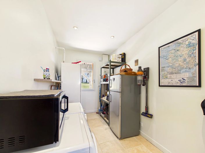 Image No.6-4 Bed Village House for sale