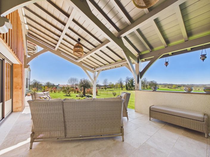 Image No.9-4 Bed Village House for sale