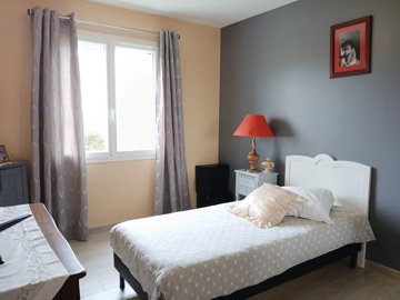 f6610f45e3309f02e256a00d427a767c1e50251a20408