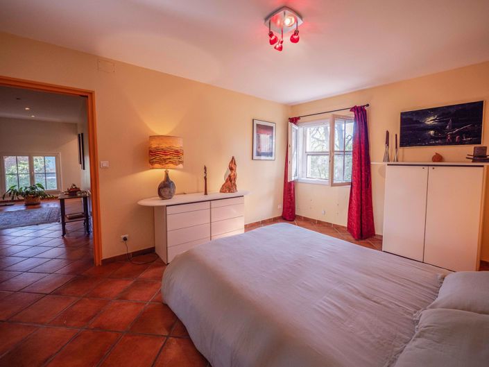 Image No.15-11 Bed House for sale