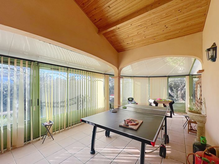 Image No.8-7 Bed House for sale