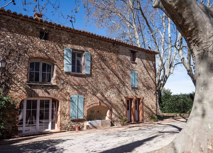 Image No.2-11 Bed House for sale