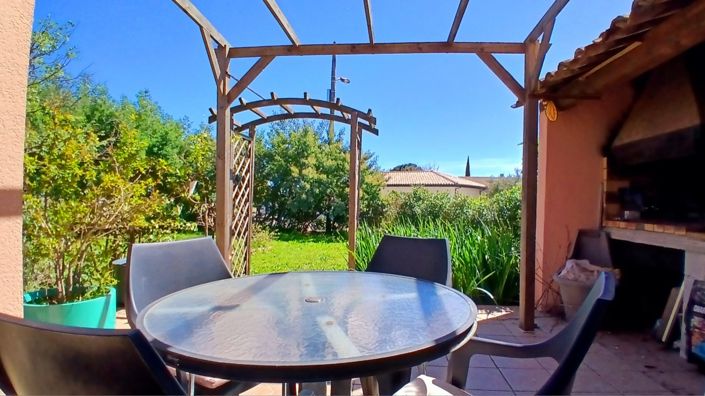 Image No.5-4 Bed House for sale