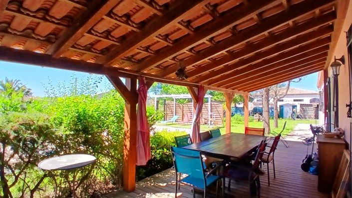 Image No.6-4 Bed House for sale