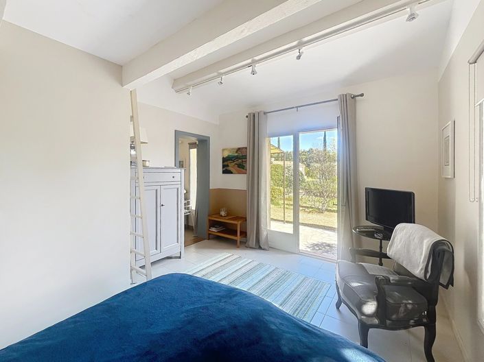 Image No.11-4 Bed House for sale