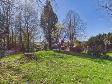 f86051c7e1417604492619c630b4da2694eaff6f08200