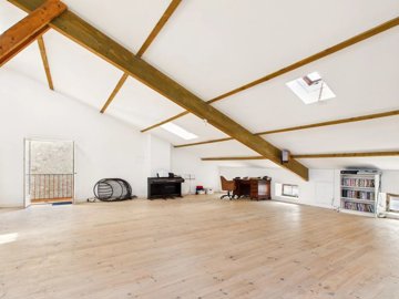 2085d807f76cac4b91036d1c5c79c4fddeece30c5f200