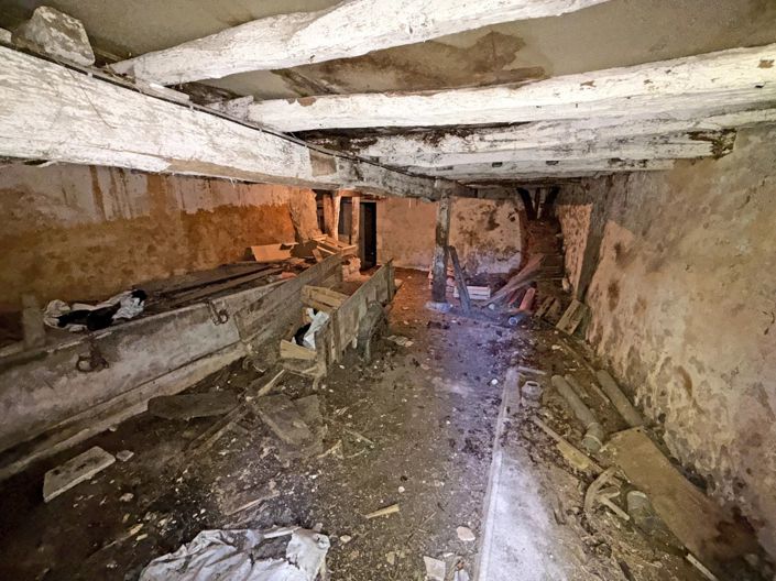 Image No.11-3 Bed House for sale