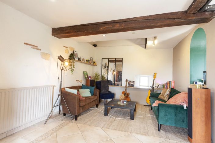 Image No.5-6 Bed House for sale