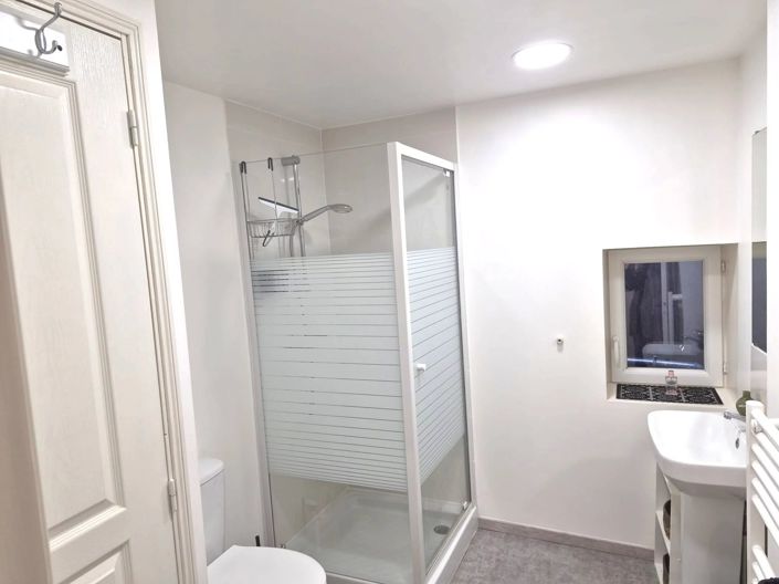 Image No.7-3 Bed Village House for sale